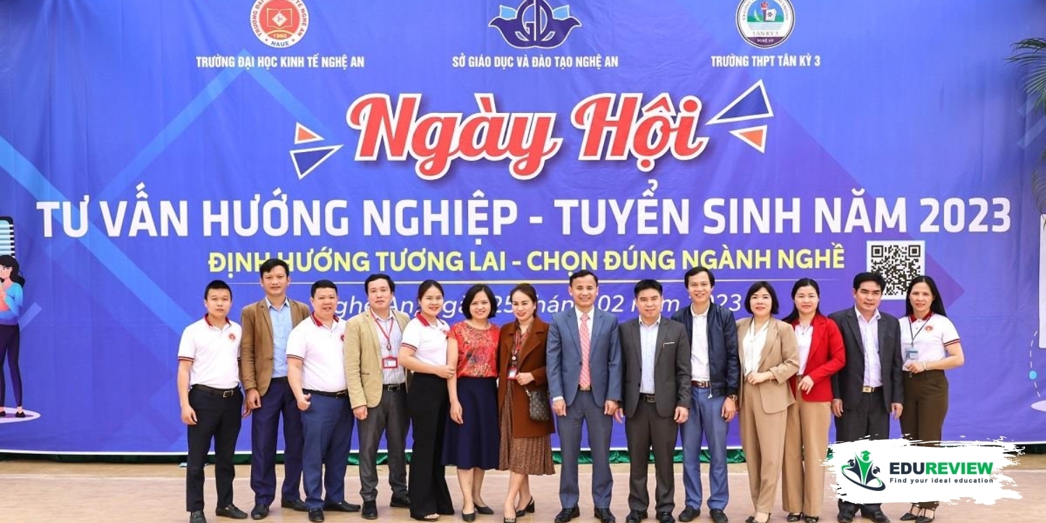 giảng viên trường đại học kinh tế nghệ an