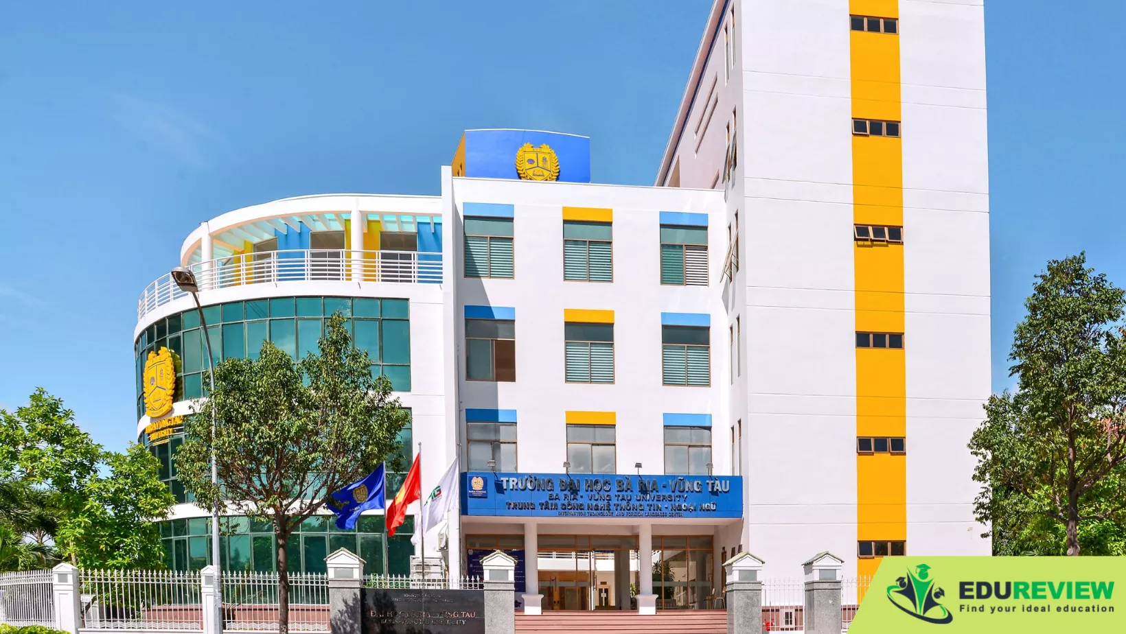 review đại học bà rịa vũng tàu